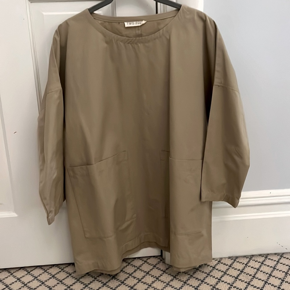 Two Fold Clothing Blythe Tunic in Khaki. Size Small.